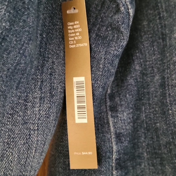 Avenue Jeans Jacket - Picture 4 of 4